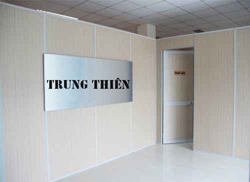 Vách ngăn văn phòng hiện đang trở thành xu hướng phổ biến trong những công ty quy mô và tầm cỡ