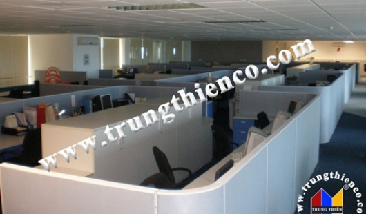 Chọn thiết kế nào cho vách ngăn văn phòng?